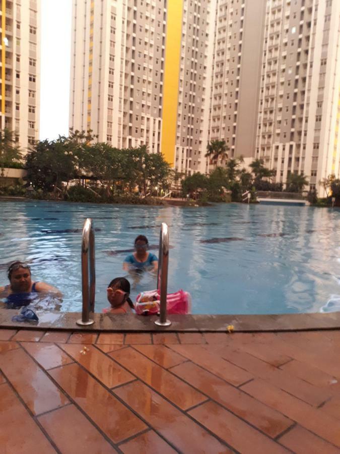 Apartemen Springlake Summarecon Bekasi-By Bu Johan ภายนอก รูปภาพ